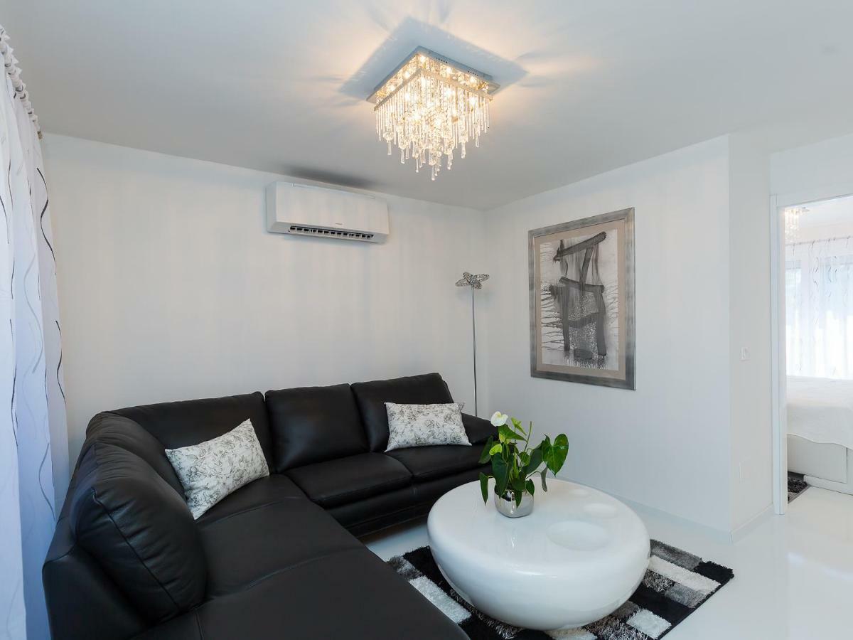 Apartmani Beril Lux Rovinj Luaran gambar