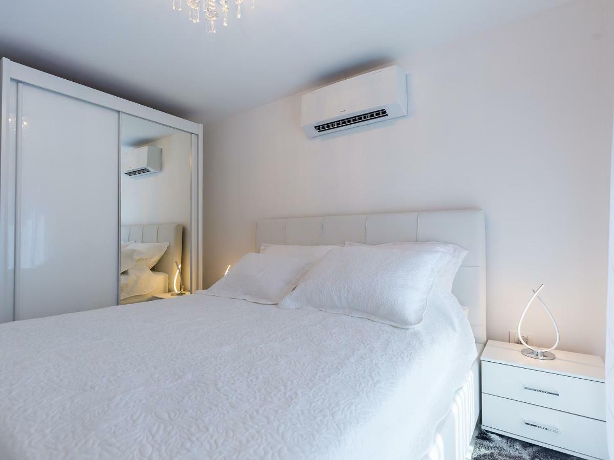 Apartmani Beril Lux Rovinj Luaran gambar