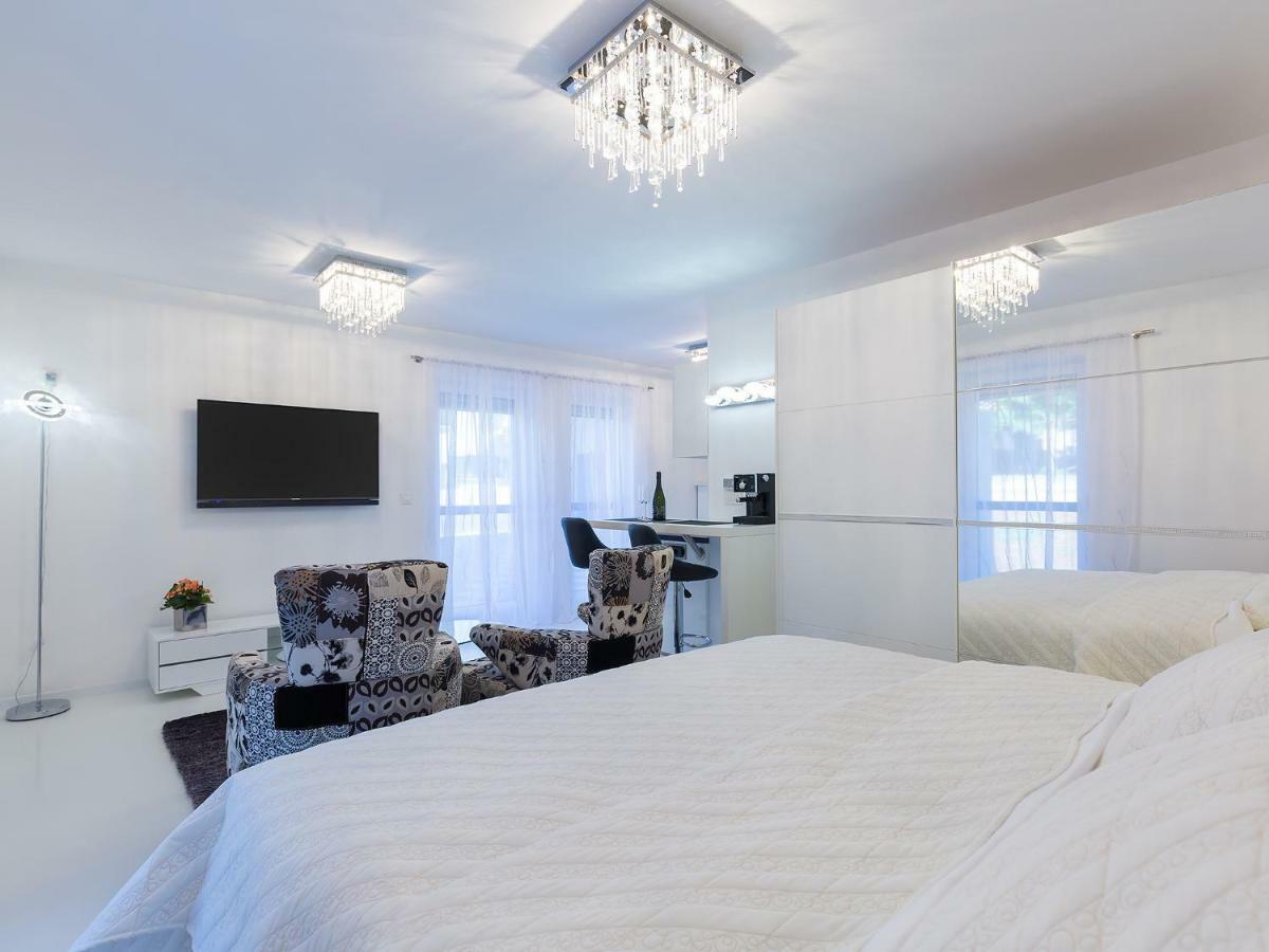 Apartmani Beril Lux Rovinj Luaran gambar