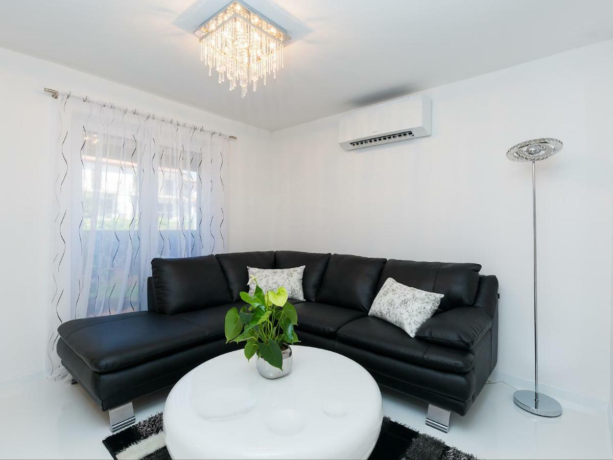 Apartmani Beril Lux Rovinj Luaran gambar